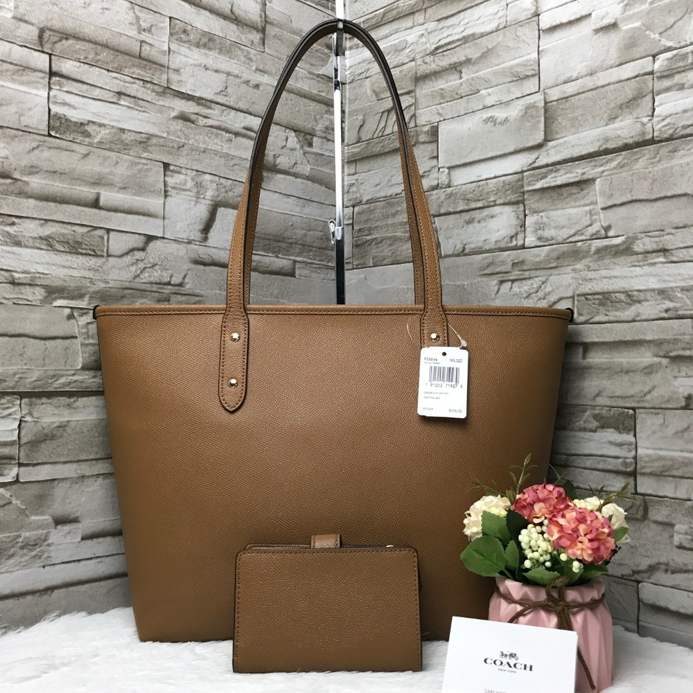 👜COACH SET🌺 CITY ZIP TOTE & WALLET - Picture 2 of 8